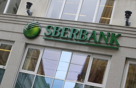 Felfüggeszti a jelzáloghitelezést a Sberbank
